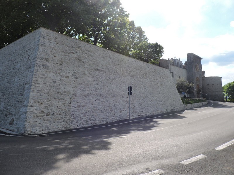 MURA URBICHE